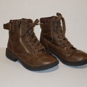 Brown girls boots